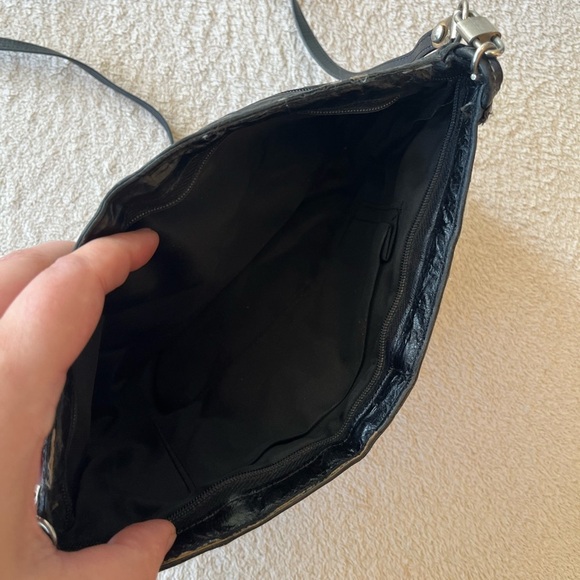 Vintage EL-ELEGANCE Black Glossy Shoulder Bag - Picture 11 of 16